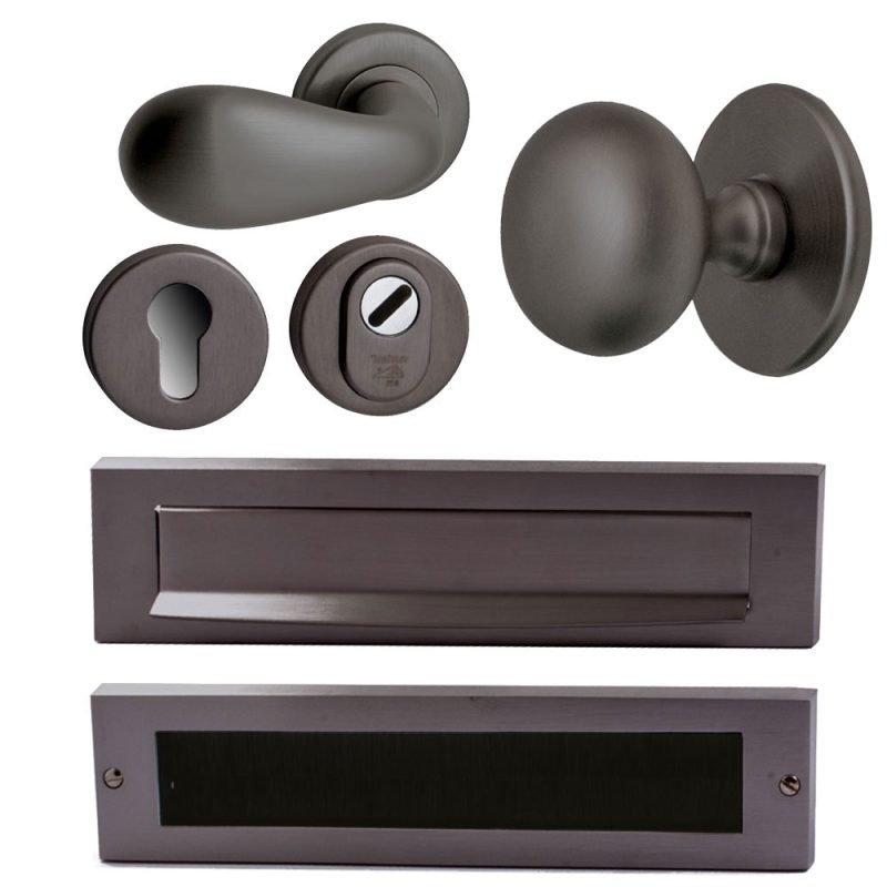 Hardbrass - Iris/Olympia voordeurset links PVD Gun Metal