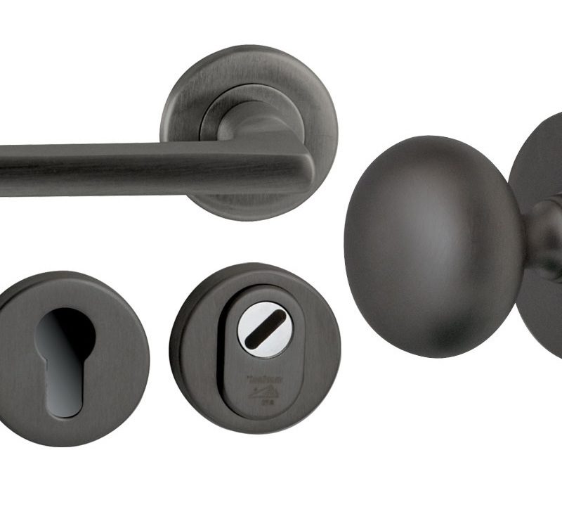 Hardbrass - Iris/Sara voordeurset links PVD Gun Metal